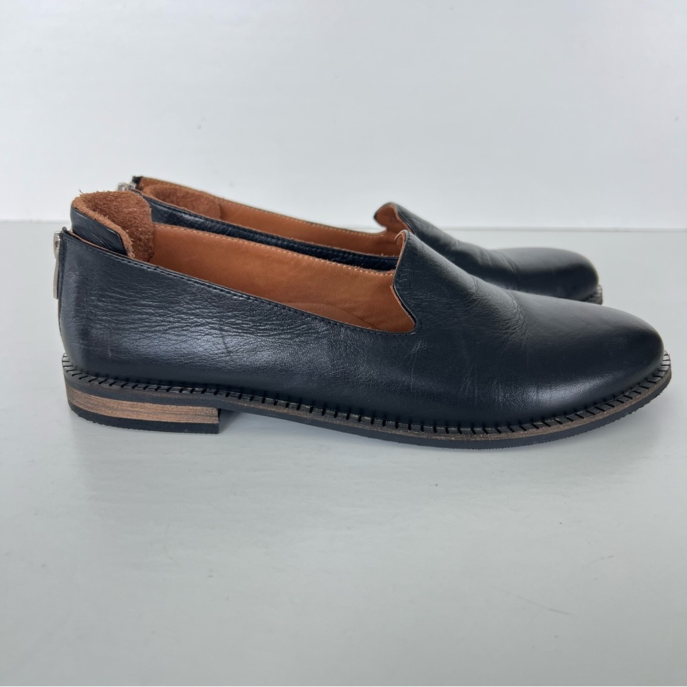 ETHAN VALDES Women Black Soft Leather Zipper Accent Slip-on Flat Loafers Sz 38